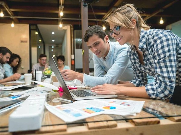 Libérez votre potentiel créatif dans notre école de graphisme